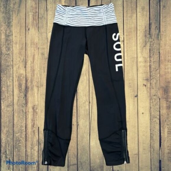Lululemon Runday Crop Soul Cycle Size 4 - Picture 1 of 5